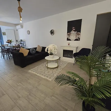 Lägenhet Luxury Premium - Cu Piscine Plaja & Centru Năvodari